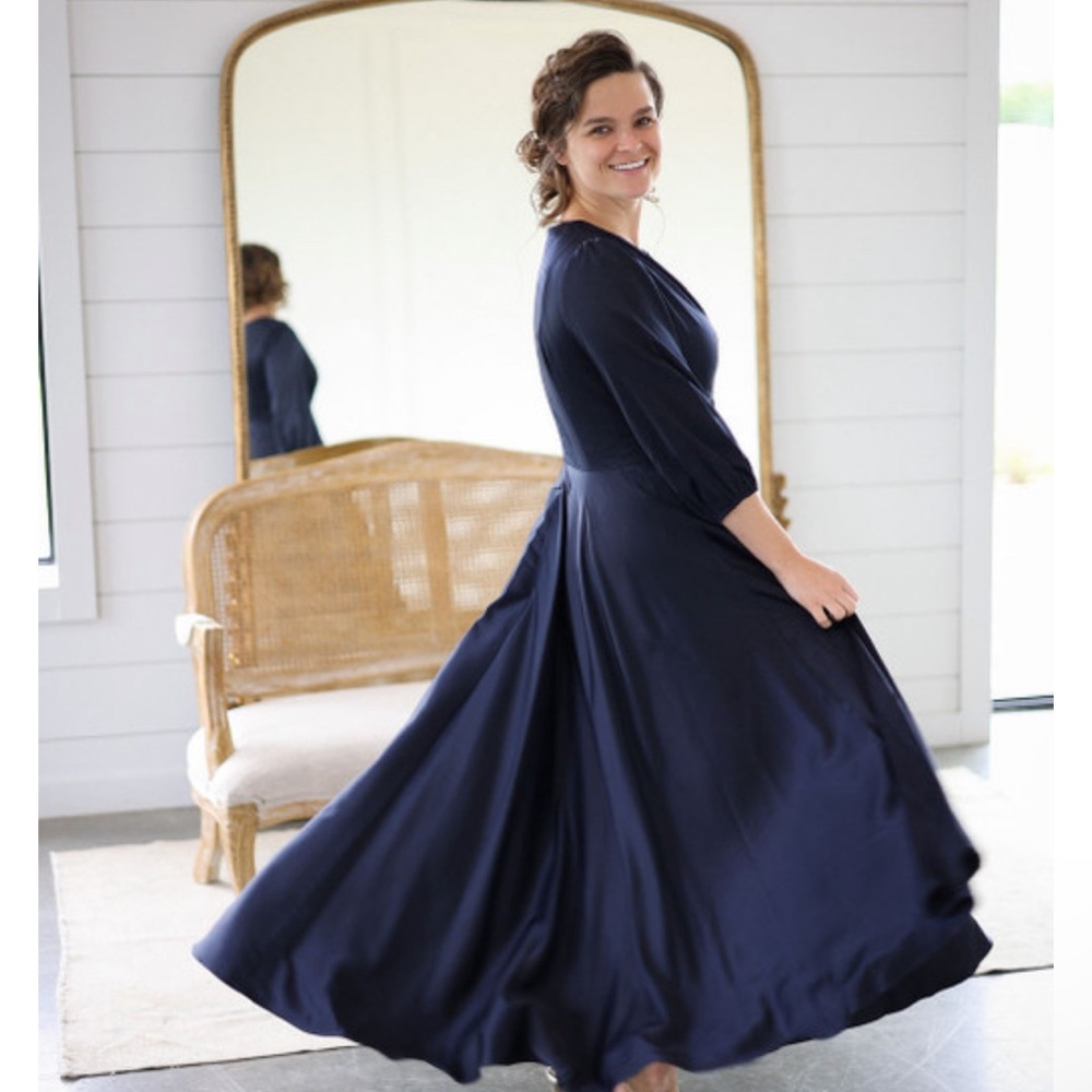 Dainty Jewells Essence of Elegance Dress - Picture 2 of 5